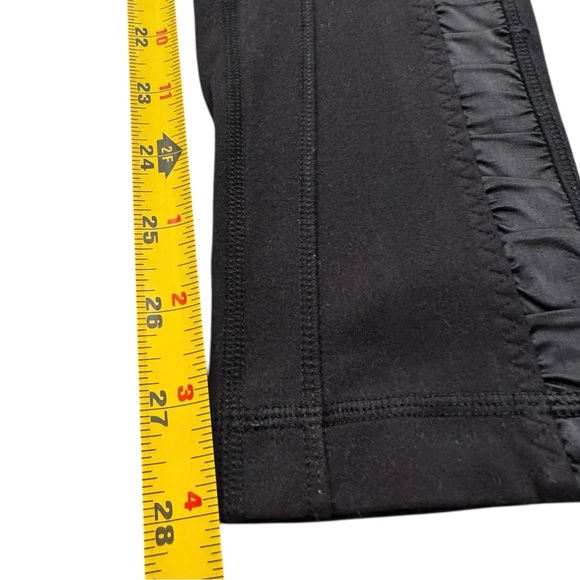 Lululemon Daily Practice Black Legging 28” - Picture 8 of 9